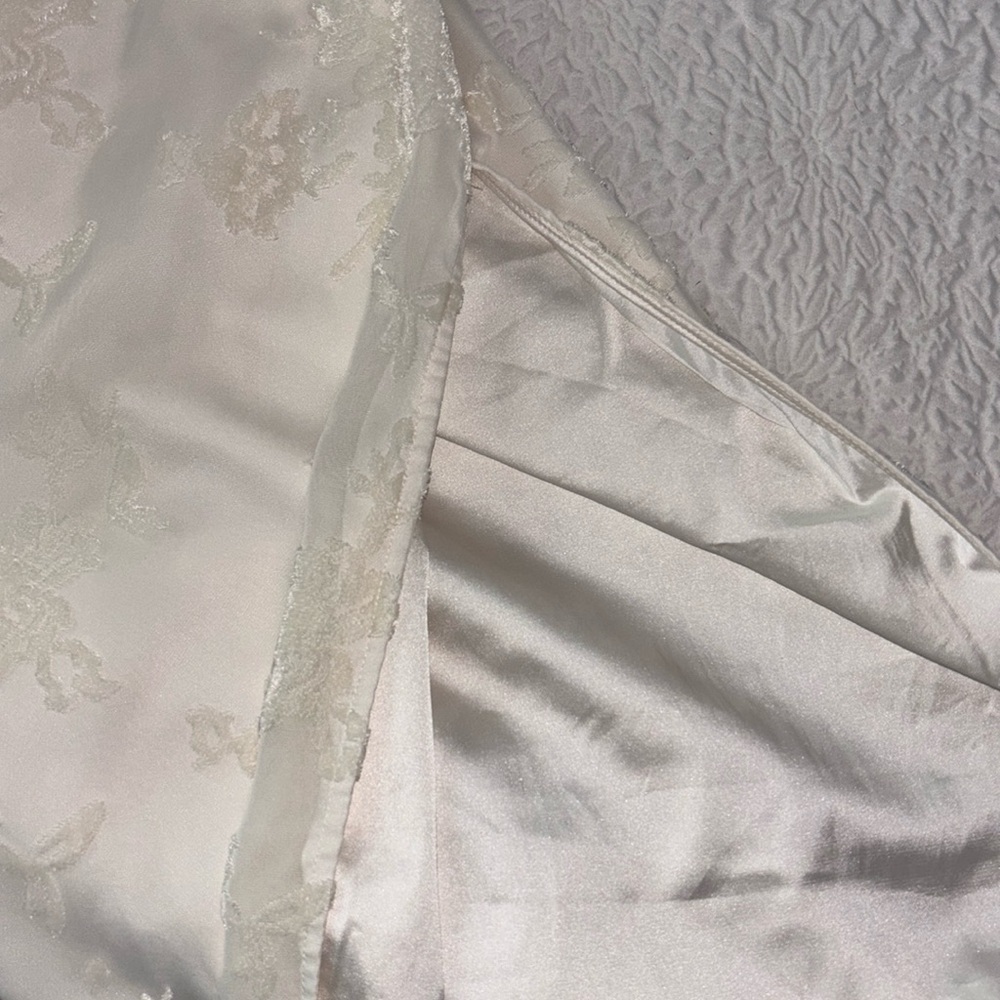 Meshki ERIKA Burnout Velvet Maxi Dress NWOT - Picture 5 of 10